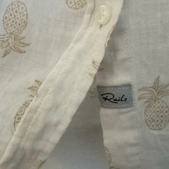 Rails Charli Pineapple Print White Gold Button Down Shirt Top Medium - Picture 6 of 7